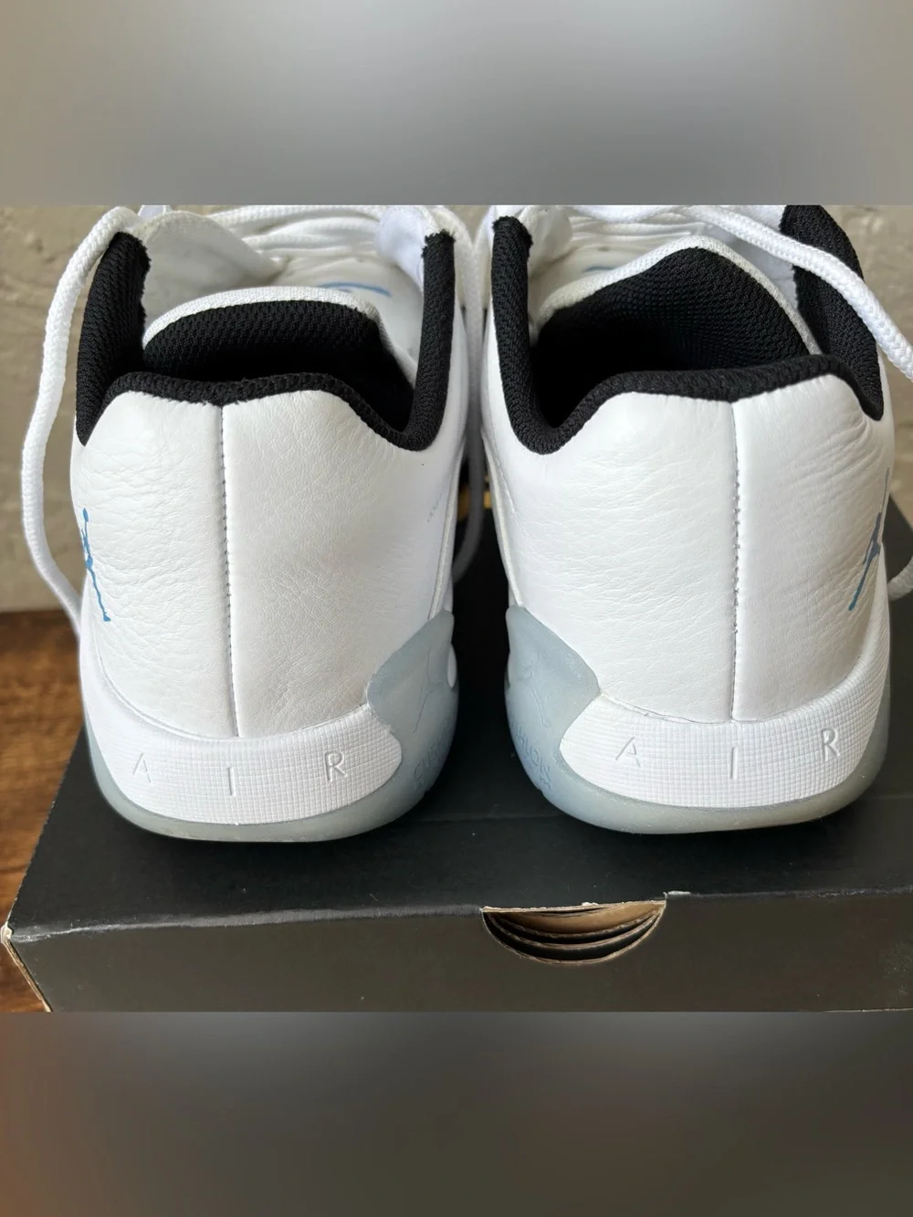 Air Jordan 11 CMFT Low University Blue UNC Men’s Size 11